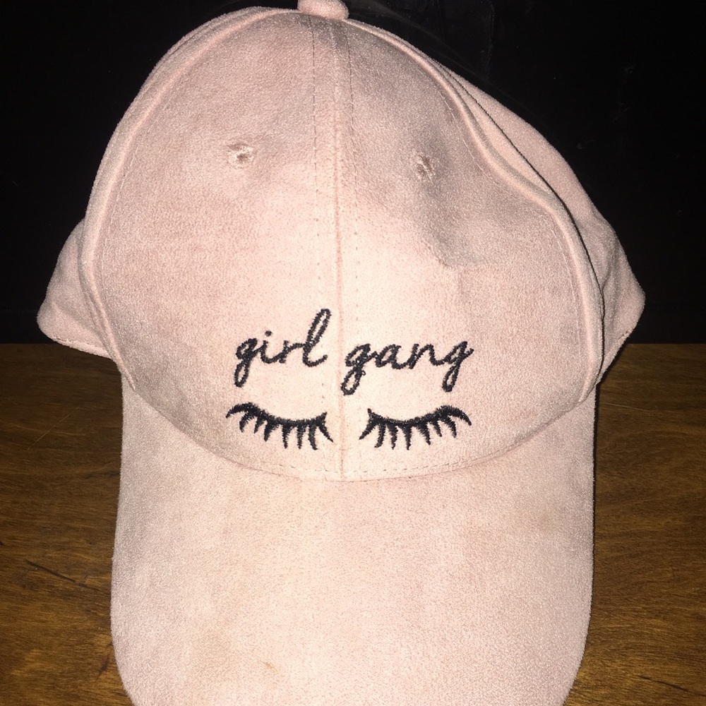 Pink “girl gang” hat 💕